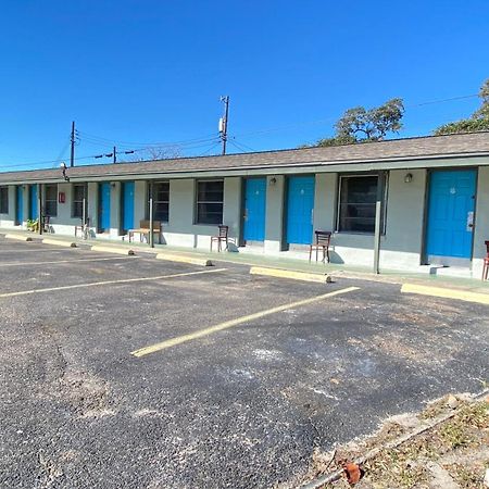 ארנזאס פאס Tropic Motel מראה חיצוני תמונה