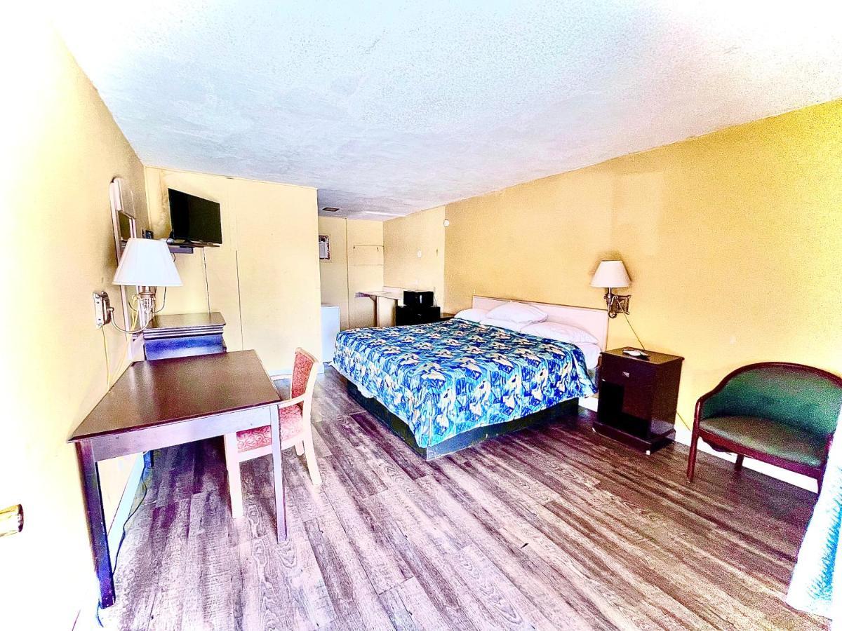 ארנזאס פאס Tropic Motel מראה חיצוני תמונה