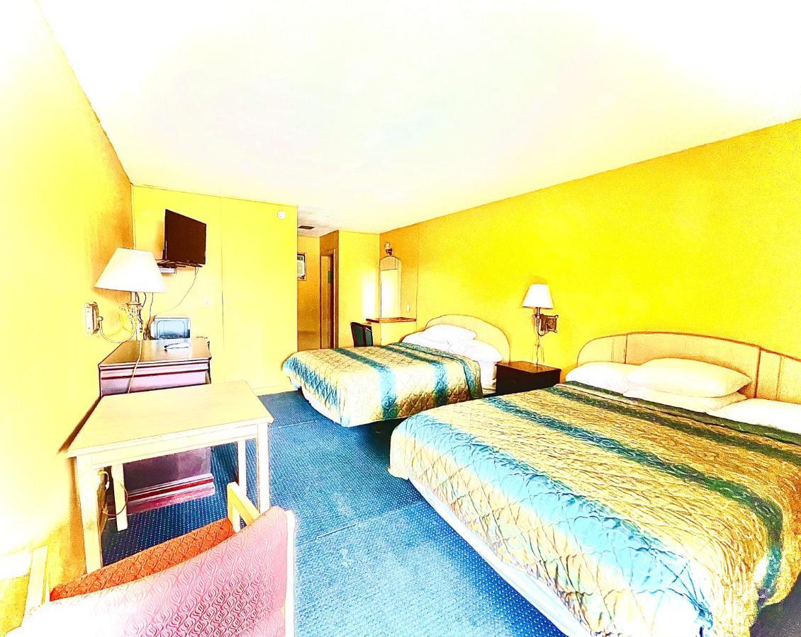 ארנזאס פאס Tropic Motel מראה חיצוני תמונה