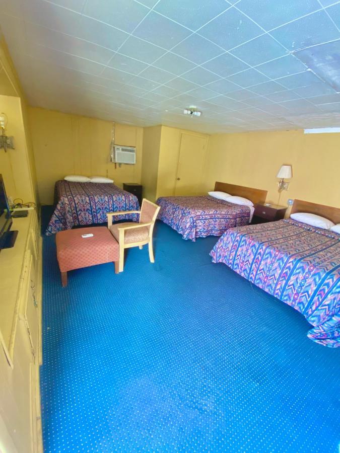 ארנזאס פאס Tropic Motel מראה חיצוני תמונה