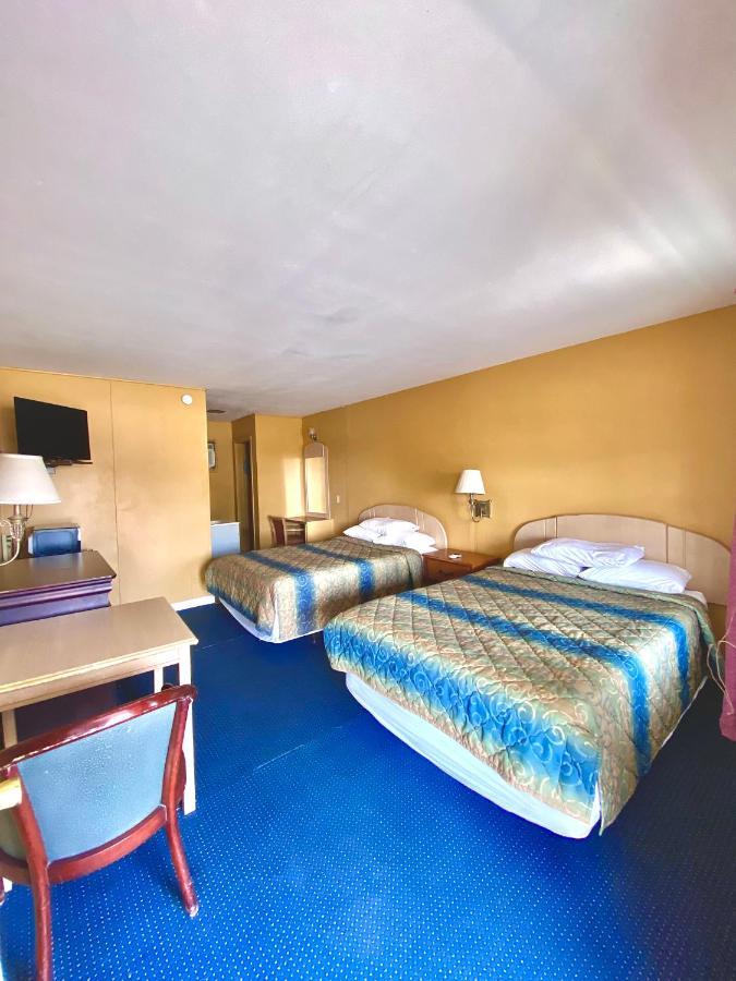 ארנזאס פאס Tropic Motel מראה חיצוני תמונה