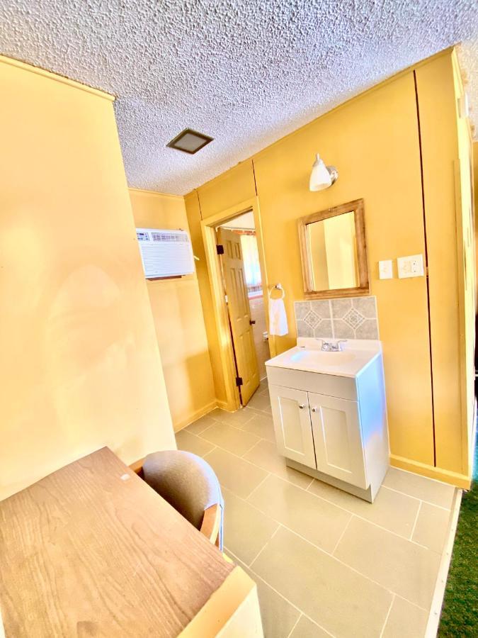 ארנזאס פאס Tropic Motel מראה חיצוני תמונה