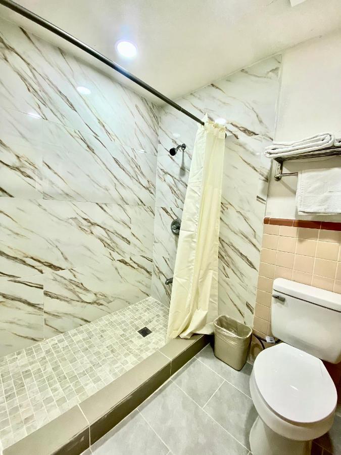 ארנזאס פאס Tropic Motel מראה חיצוני תמונה